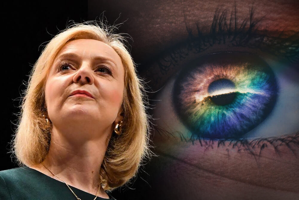 Regno Unito, l’ex premier Liz Truss vuole vietare la transizione di genere ai minori di 18 anni