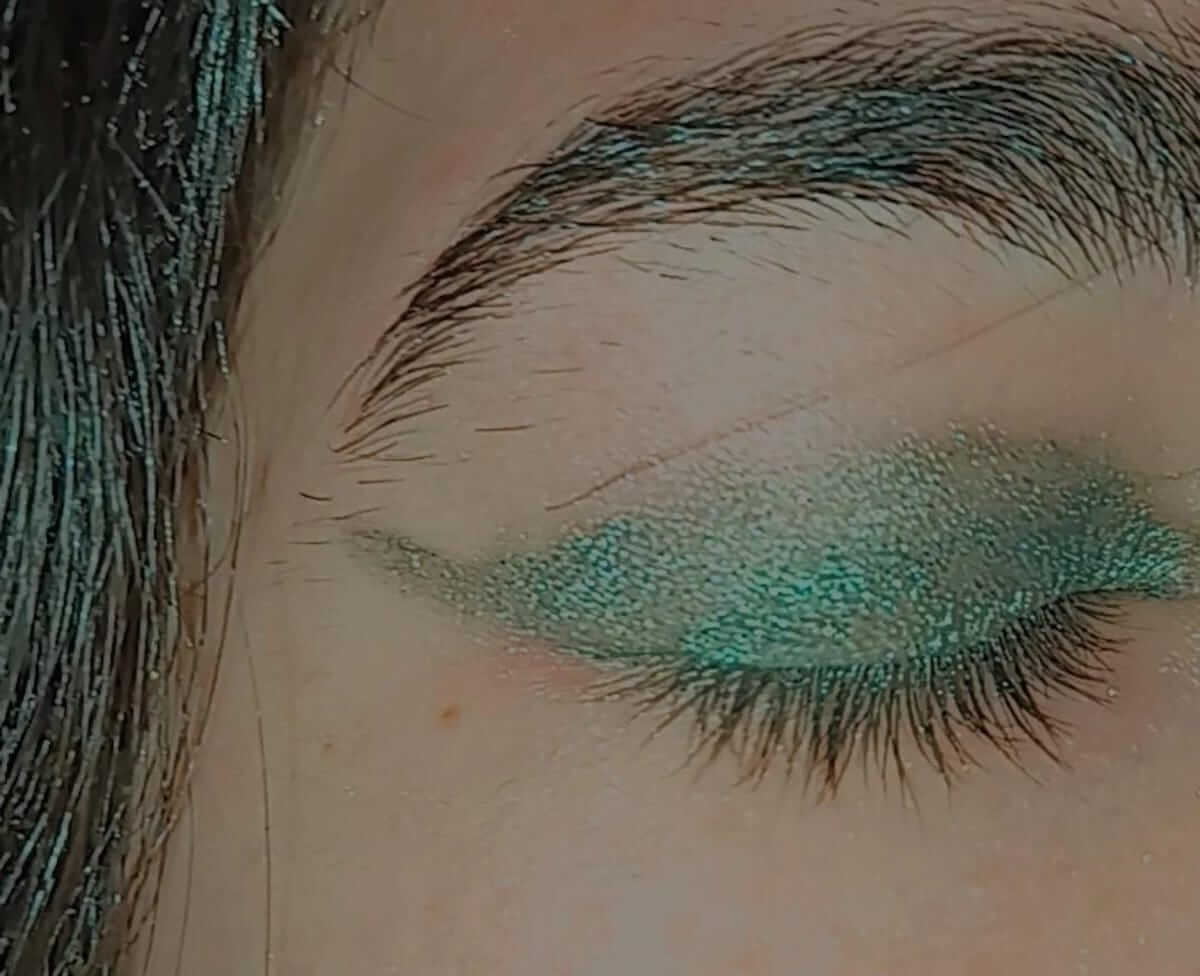 19enne ragazza trans* suicida a Napoli. Vittima di transfobia chiese aiuto: “Vorrei non avere paura”