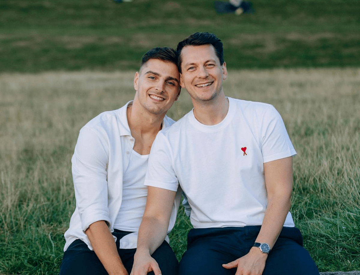 Lucas Krzikalla, giocatore professionista di pallamano fa coming out e presenta il fidanzato