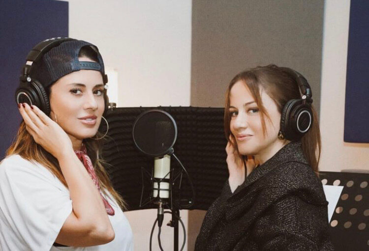 Paola e Chiara stanno tornando: nuove foto dallo studio di registrazione