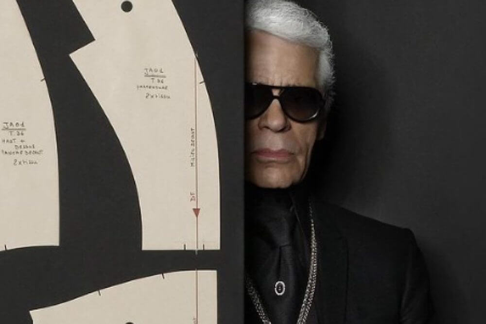 Karl Lagerfeld merita di essere celebrato al Met Gala 2023? Proteste sui social