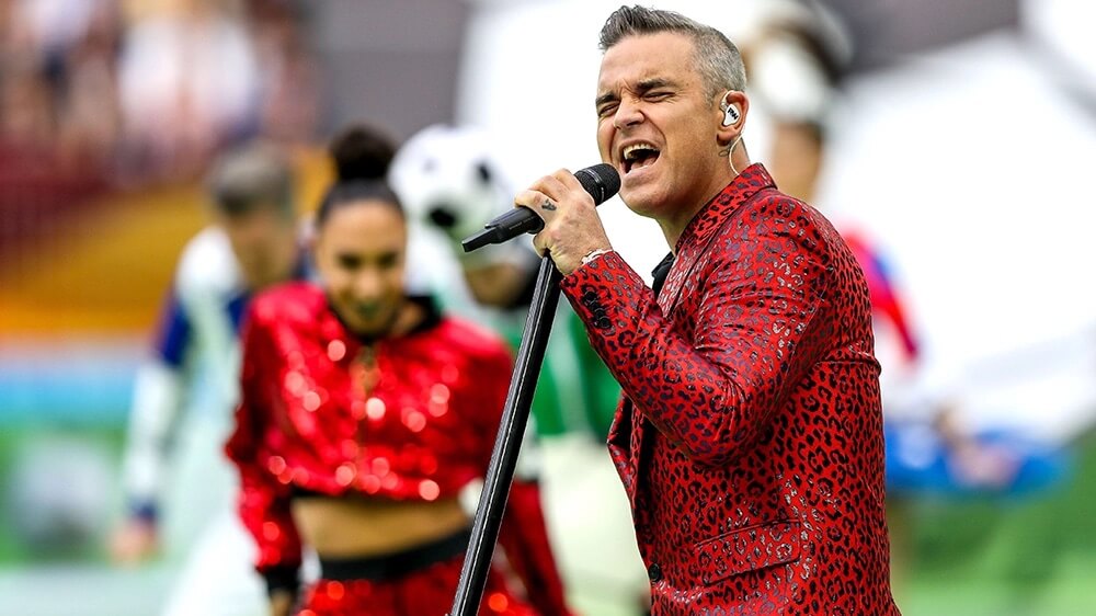 Robbie Williams Qatar Gay.it
