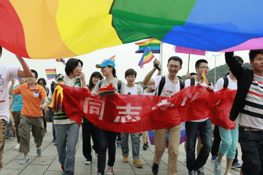 cina-protesta-dei-fogli-bianchi(3)