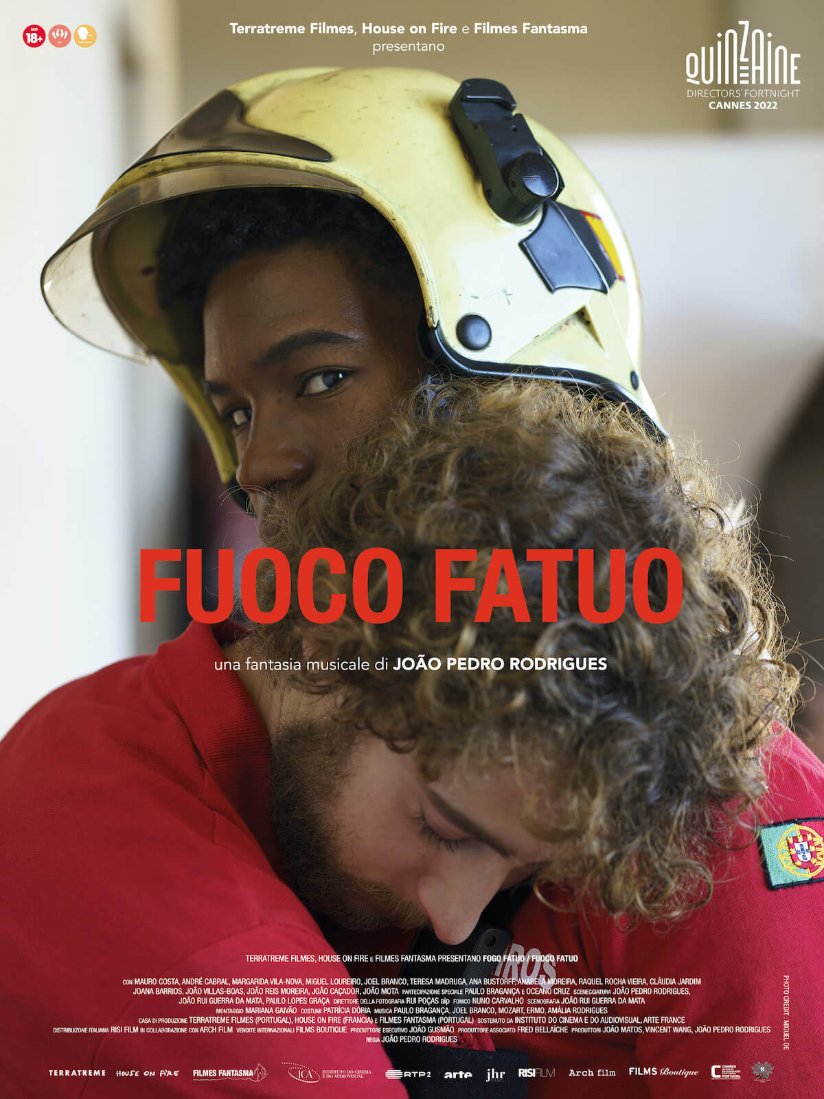 Fuoco Fatuo, arriva nei cinema il musical queer-erotico di João Pedro Rodrigues - fuoco fatuo poster v2 - Gay.it