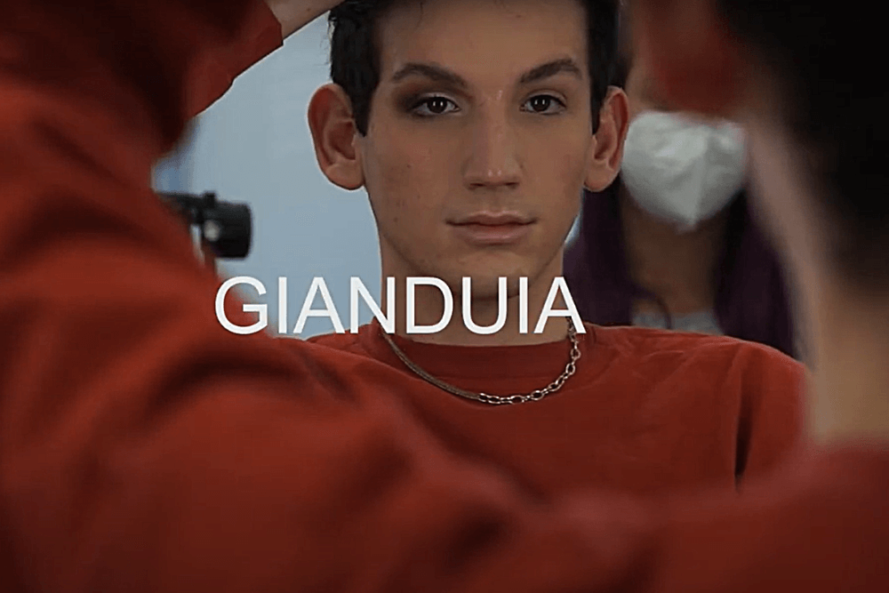Gianduia: Pietro Sonnessa racconta in un documentario la sua passione per il make-up
