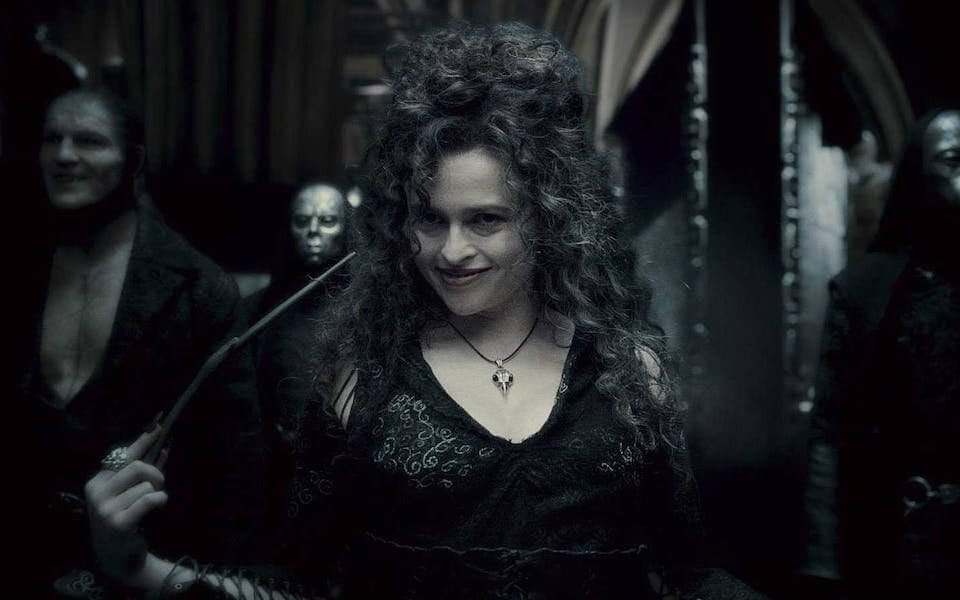 Helena Bonham Carter difende J.K. Rowling dalle accuse  di transfobia: “È perseguitata”