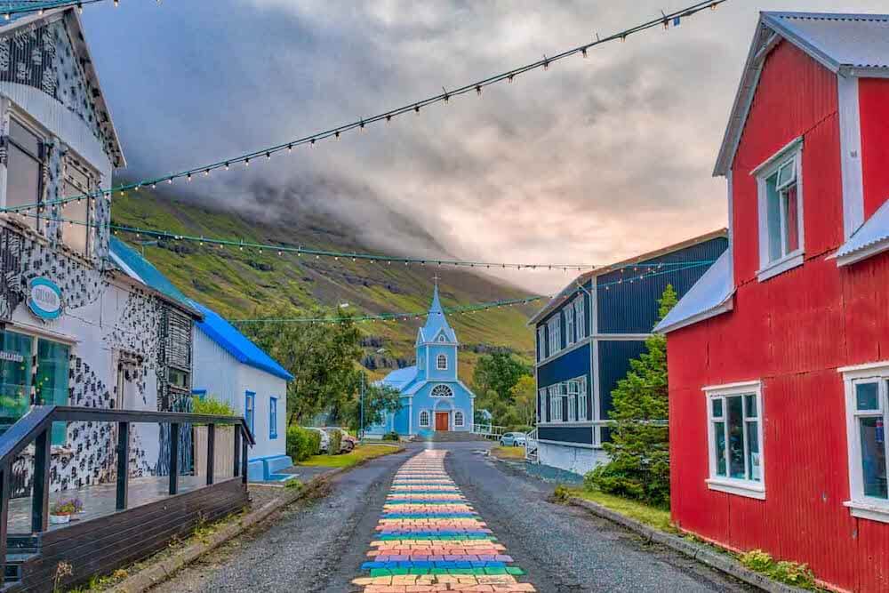 Islanda abbaiare anti-LGBT Gay.it