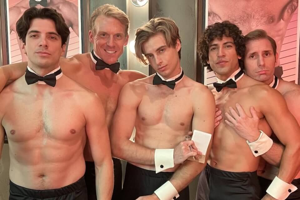 Ecco a voi i Chippendales, arriva su Disney+ la serie crime tutta muscoli, sesso, sangue e spogliarellisti