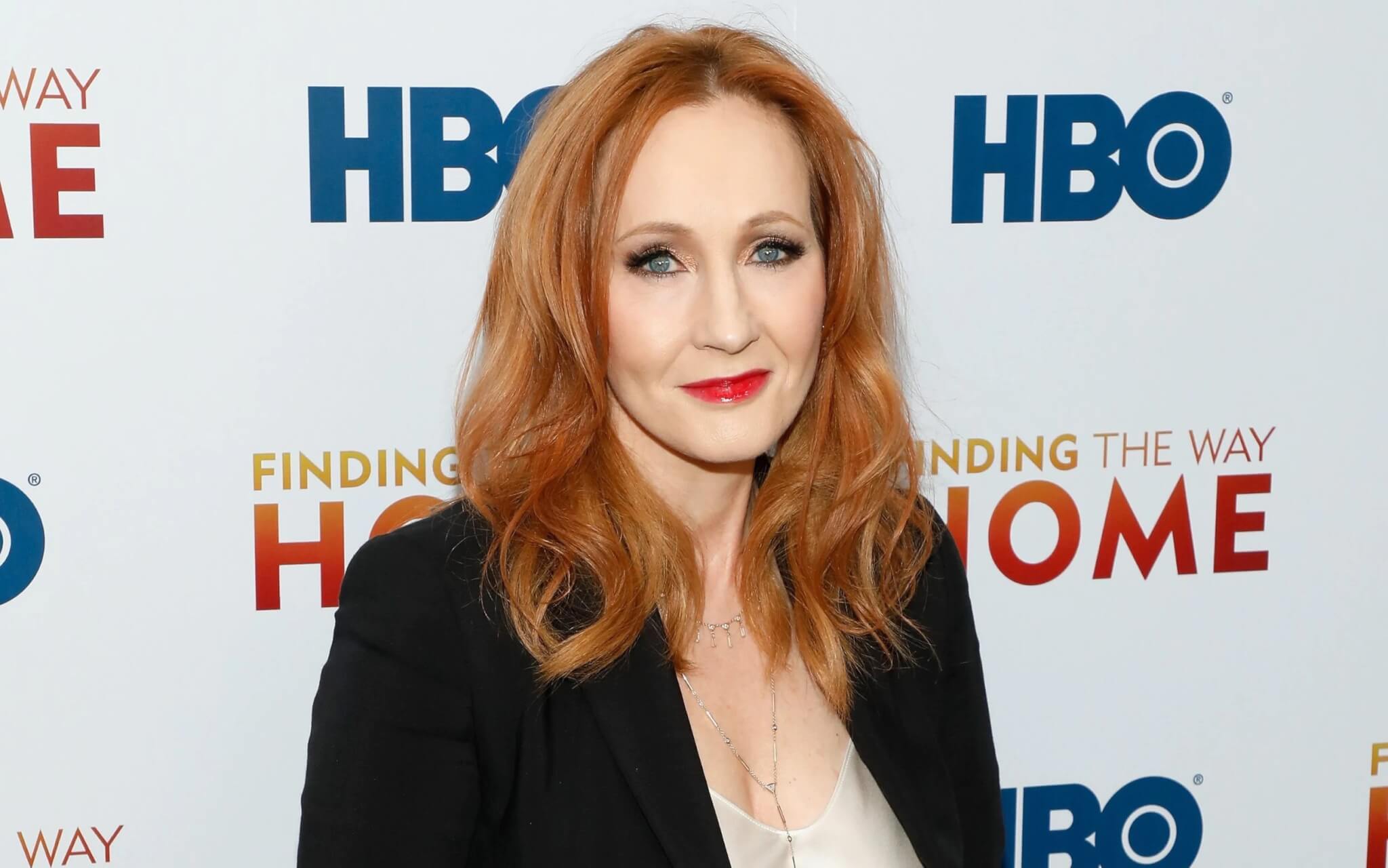 J.K. Rowling centro stupri anti-trans* Gay.it