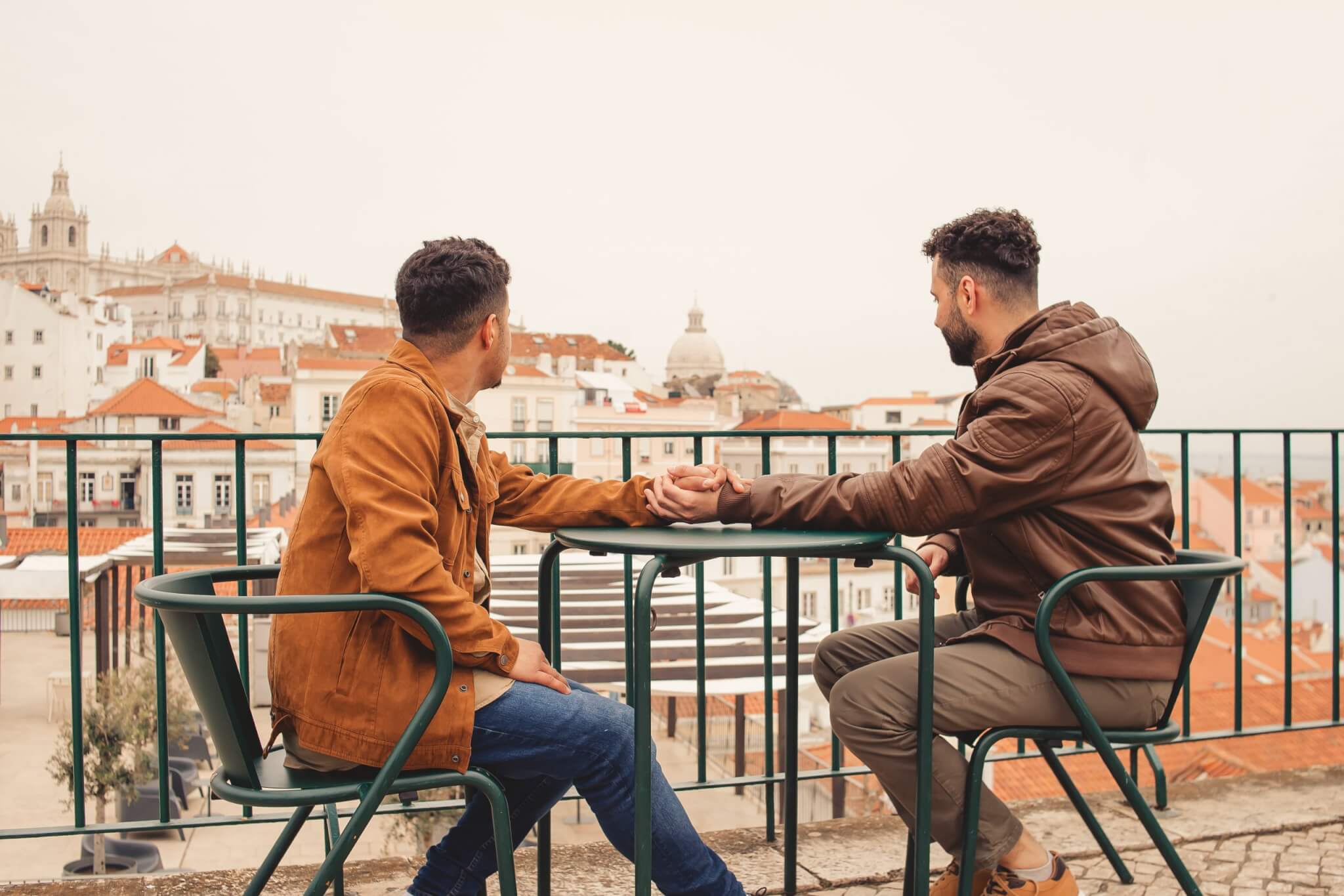 L’amore non vale la pena, vale la gioia - leticia pelissari aGA6pBx71 0 unsplash scaled - Gay.it