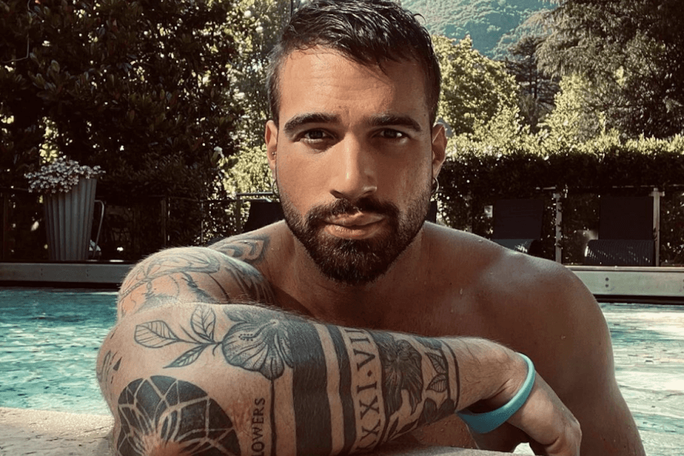 Alex Migliorini, l’ex tronista gay di Uomini e Donne ha divorziato: “Con Puggy è finita”
