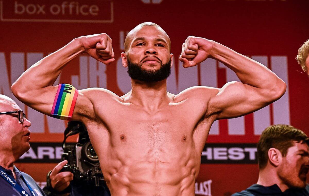 Chris Eubank Jr., il pugile indossa una fascia arcobaleno a sostegno della comunità LGBTQ+
