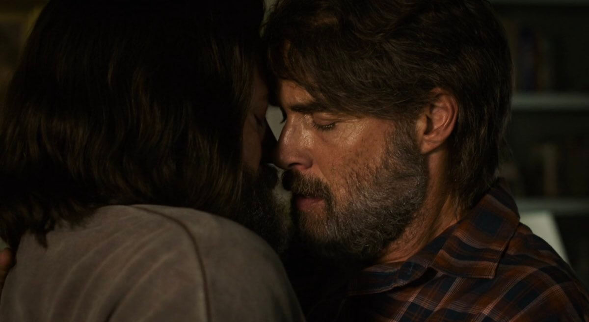 L'amore gay nel pieno di una pandemia zombie. La puntata capolavoro di The Last of Us - The Last of Us bacio gay - Gay.it