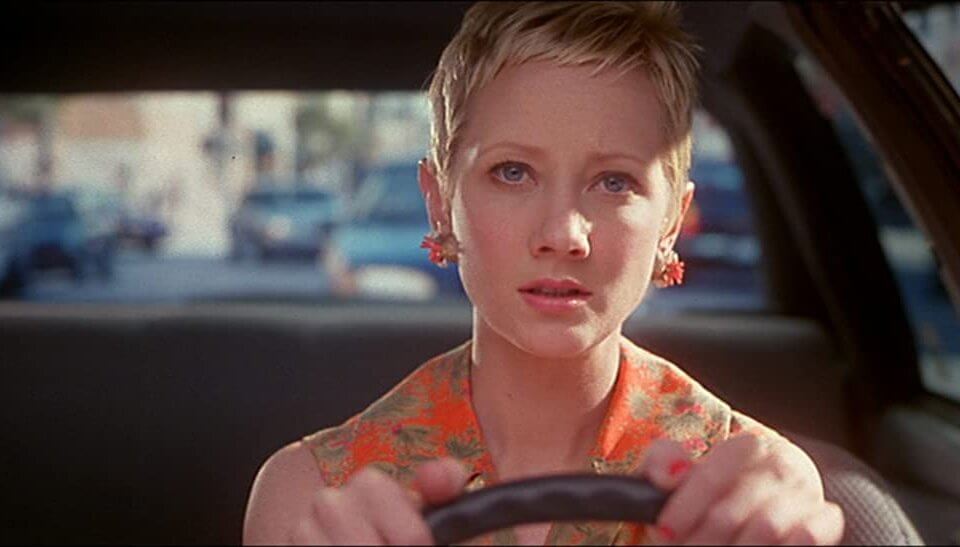 Hollywood e l’omofobia che coinvolse anche Jodie Foster, il libro di Anne Heche svela tutto