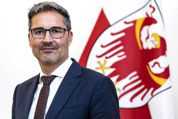 Medico Bolzano paziente trans* governatore Gay.it