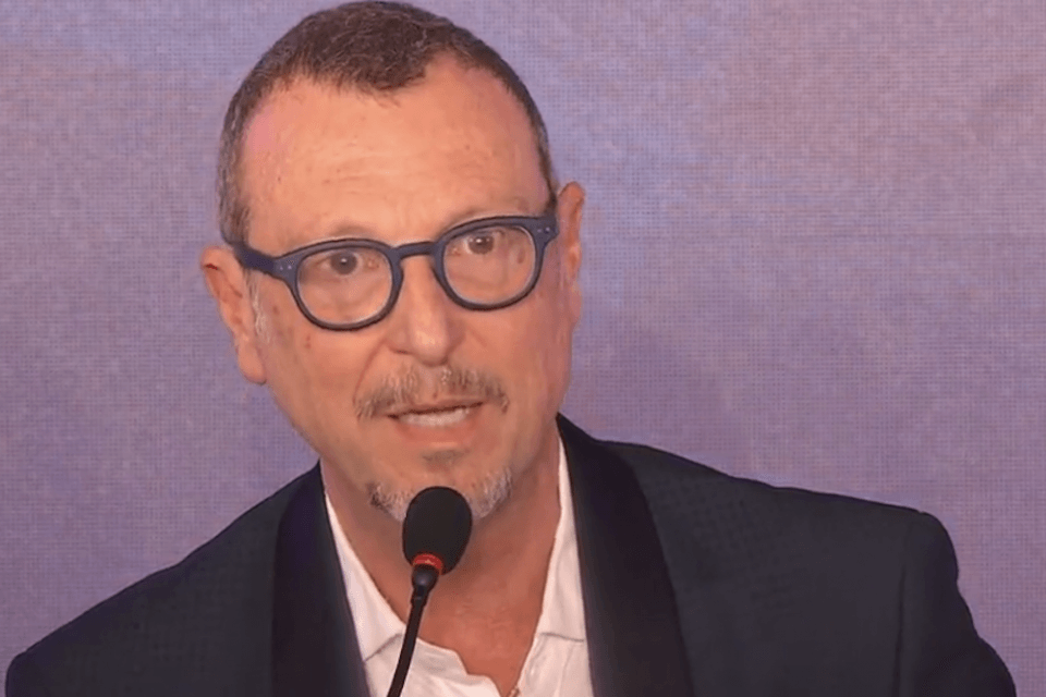 Sanremo 2023, Amadeus: “Ai bambini va spiegato che l’amore non deve essere etichettato” – VIDEO