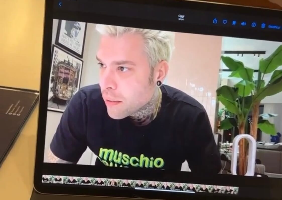 È guerra tra Fedez e Mario Giordano: a vincere è il becero maschilismo italiano