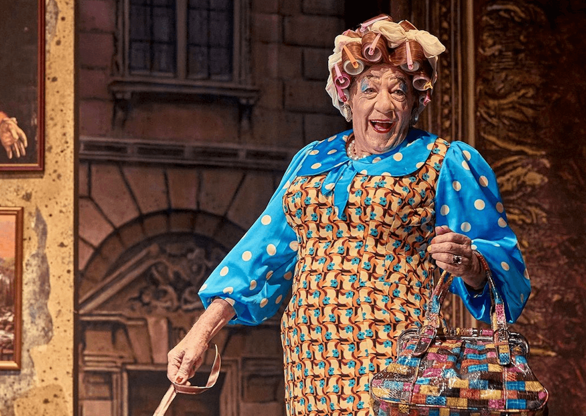 Ian McKellen è Mamma Oca a teatro