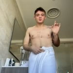 Olly - Thumbnail