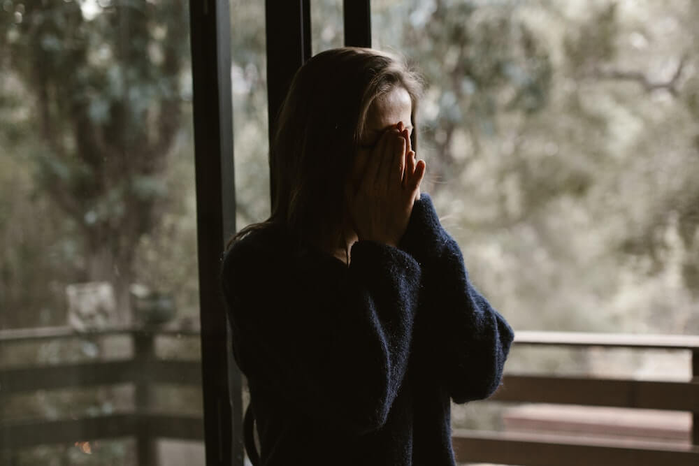 Ragazza trans* aggredita a Napoli: l’aggressore si difende su TikTok e gli utenti gli danno ragione