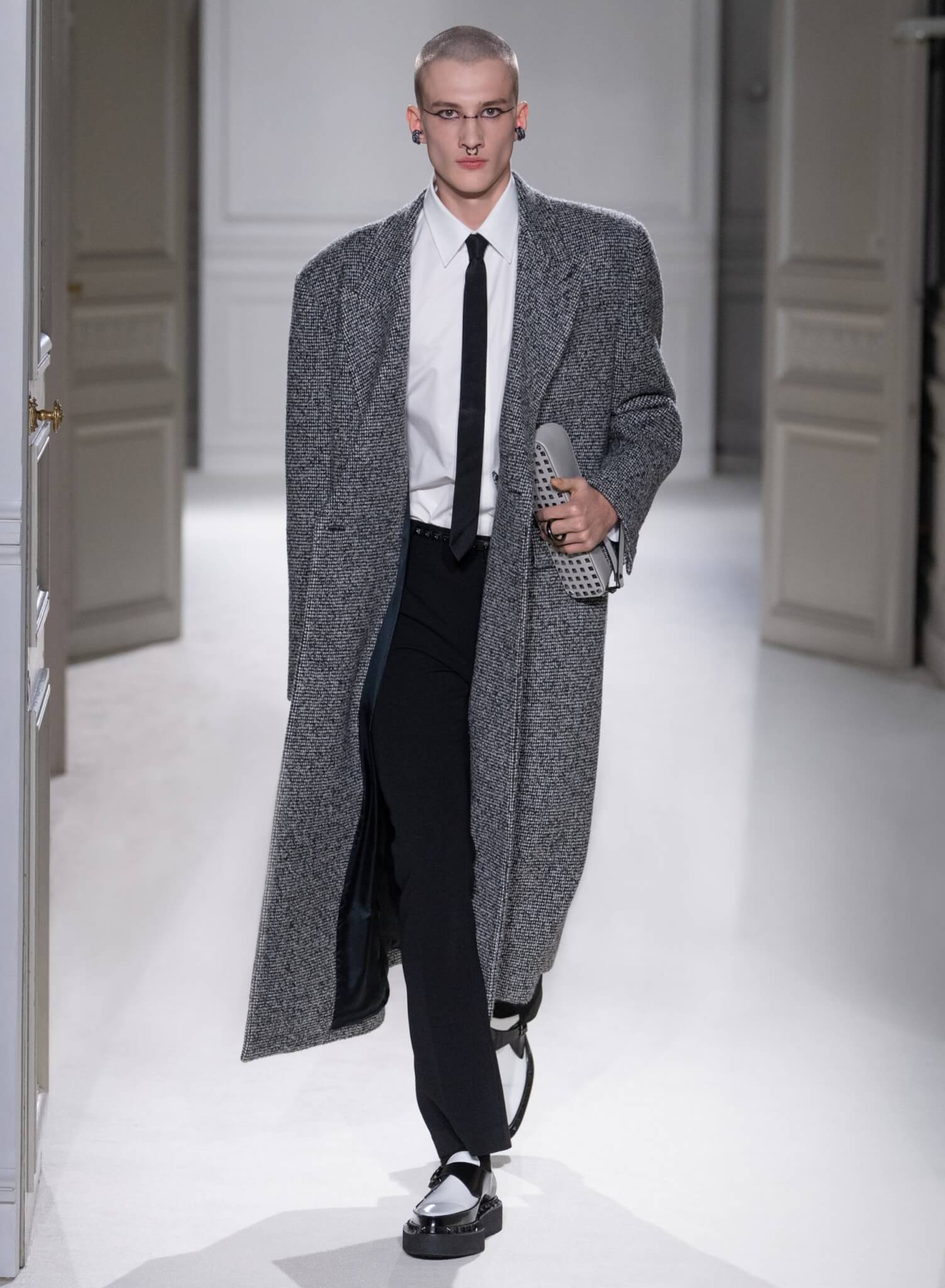 Valentino Black Tie Fall/Winter 2023-24