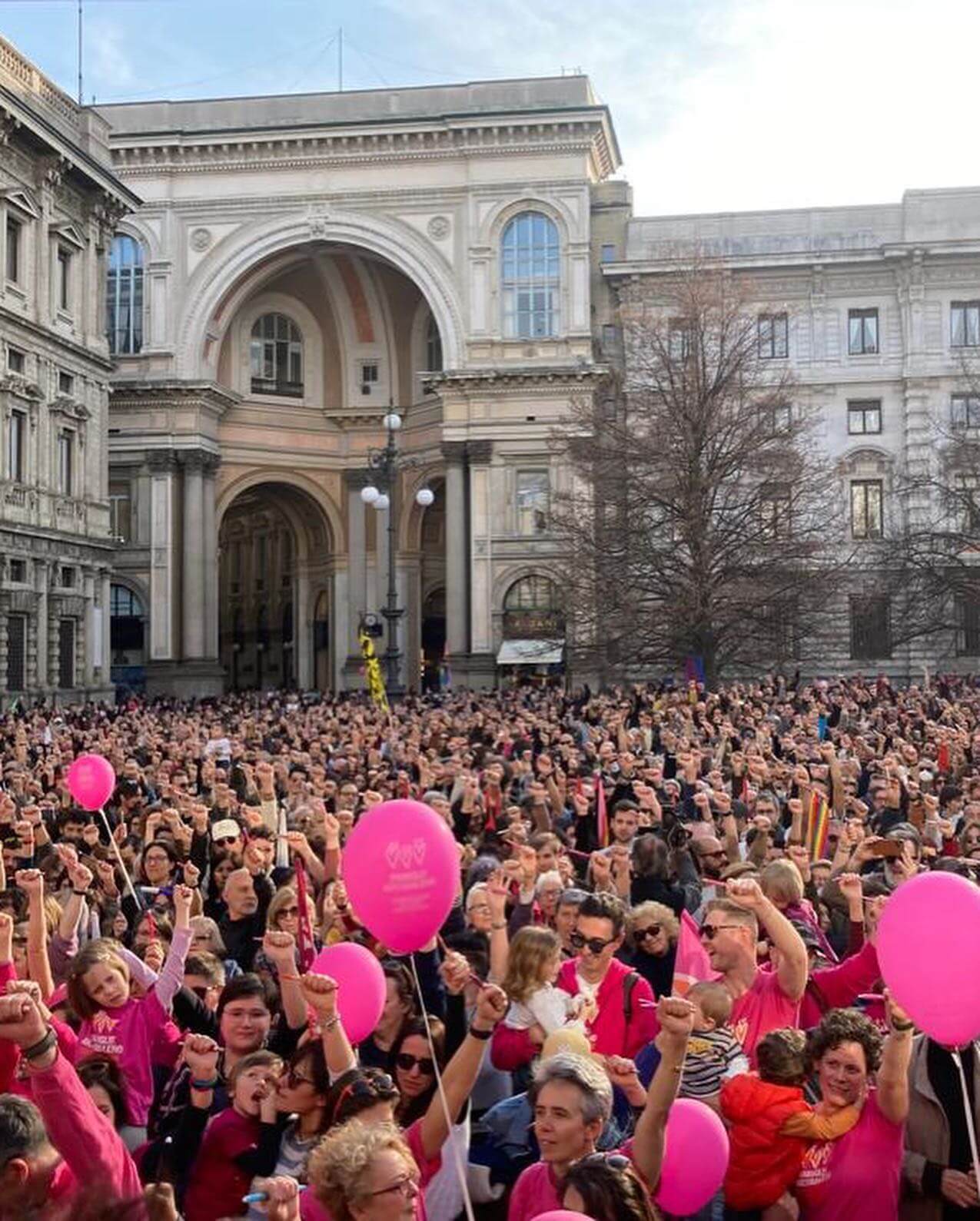 Milano 18 Marzo 2023 - Manifestazione in difesa delle Famiglie Arcobaleno - foto CIG Arcigay Mialno