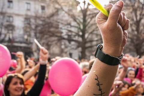 Milano, Famiglie Arcobaleno al prefetto: "Lo stop delle trascrizioni ha effetti sulle nostre vite, noi andiamo avanti" - Famiglie Arcobaleno 1 - Gay.it