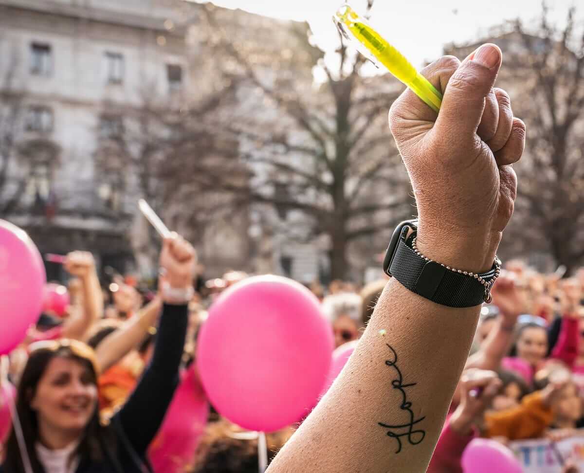 Milano, Famiglie Arcobaleno al prefetto: “Lo stop delle trascrizioni ha effetti sulle nostre vite, noi andiamo avanti”
