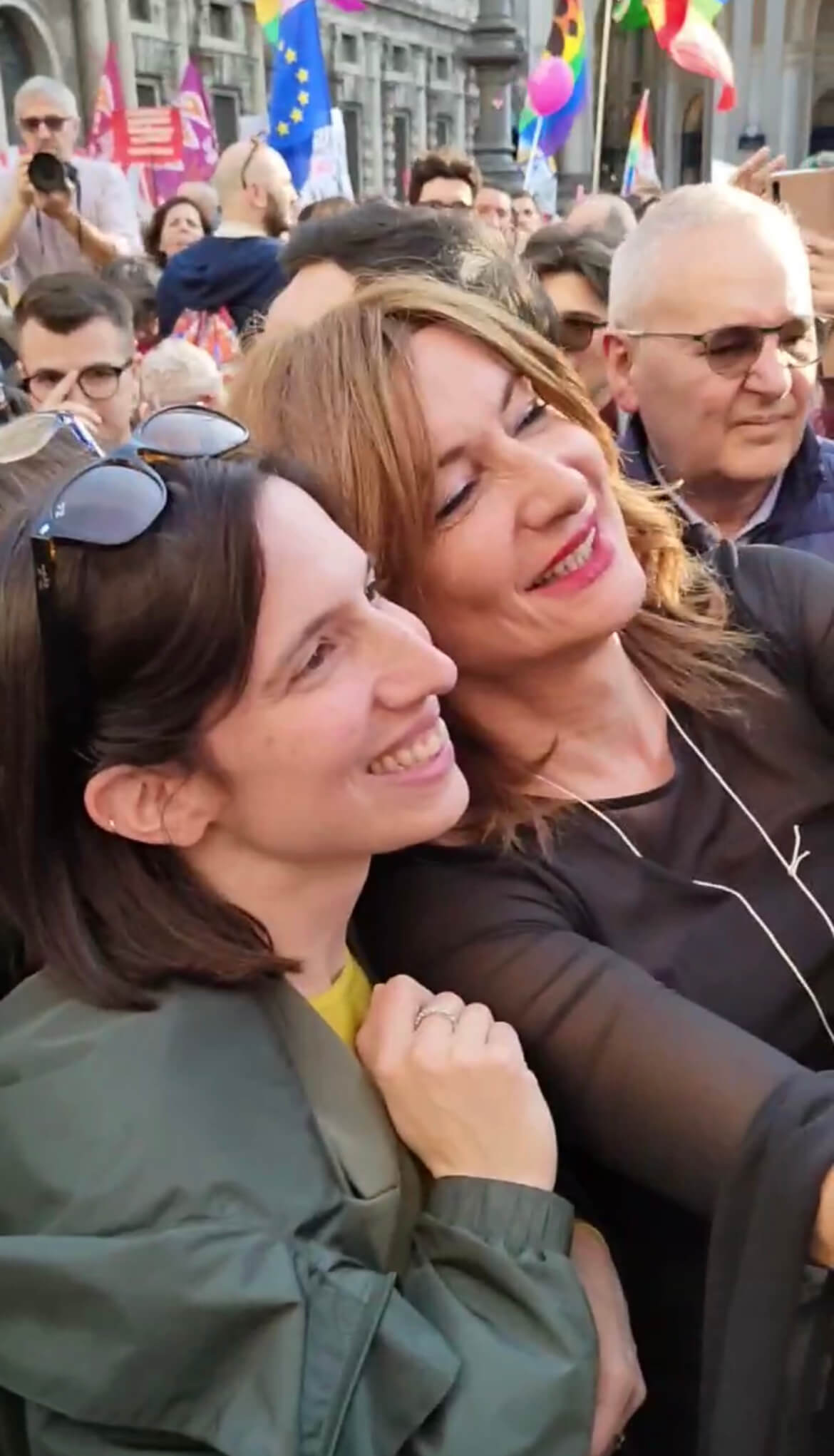 Milano 18 Marzo 2023 - Manifestazione in difesa delle Famiglie Arcobaleno Elly Schlein Vladimiri Luxuria