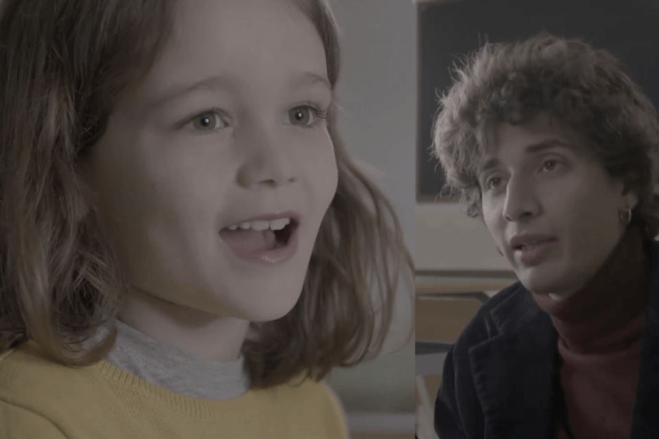 Famiglie Arcobaleno e i figli senza diritti, il geniale spot che racconta l'anomalia tutta italiana - VIDEO - Martina spot Famiglie Arcobaleno - Gay.it