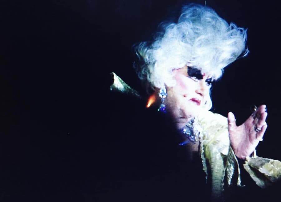 Addio a Darcelle XV, la drag queen in attività più anziana al mondo. Aveva 92 anni - Morte Darcelle XV - Gay.it