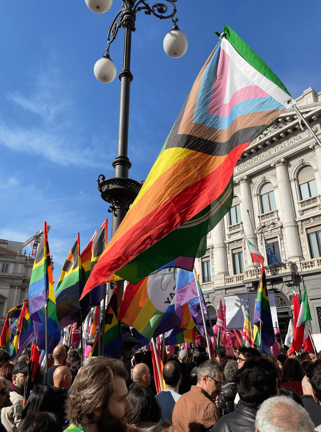 Milano 18 Marzo 2023 - Manifestazione in difesa delle Famiglie Arcobaleno