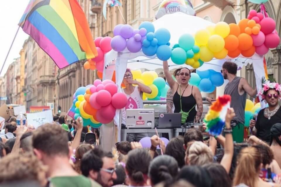 Rivolta Pride 2023 a Bologna il 1 luglio
