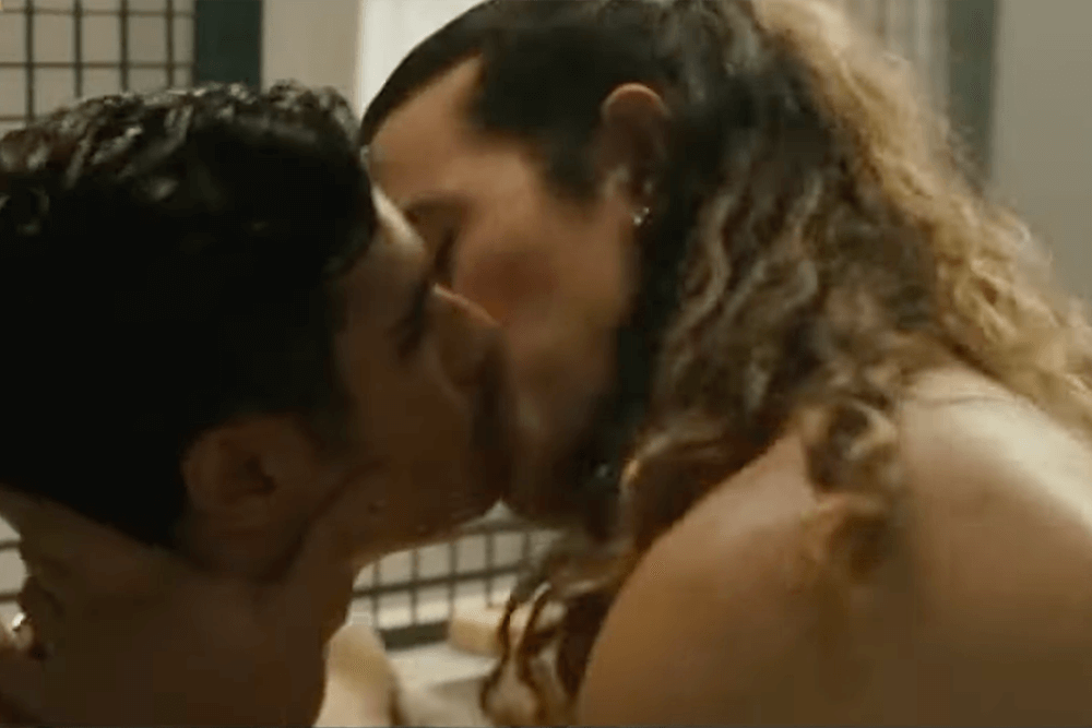 Mare Fuori Gay Cucciolo Milos bacio gay storia gay
