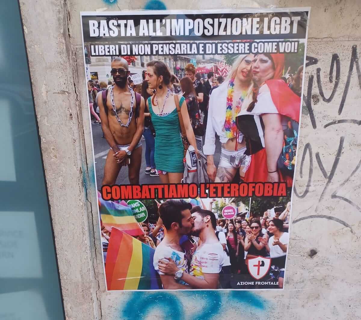 “Basta all’imposizione LGBT, combattiamo l’eterofobia”, manifesti omofobi contro il Gay Center