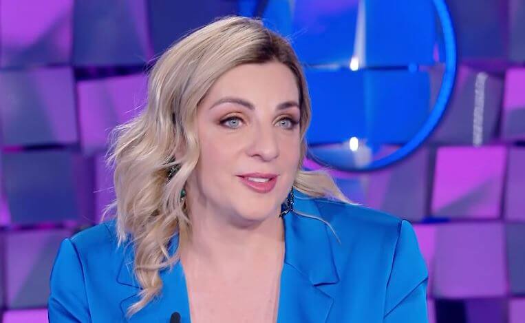 Verissimo, Elena Di Cioccio parla della sieropositività: “Mi sentivo sporca, sbagliata, inaccettabile”