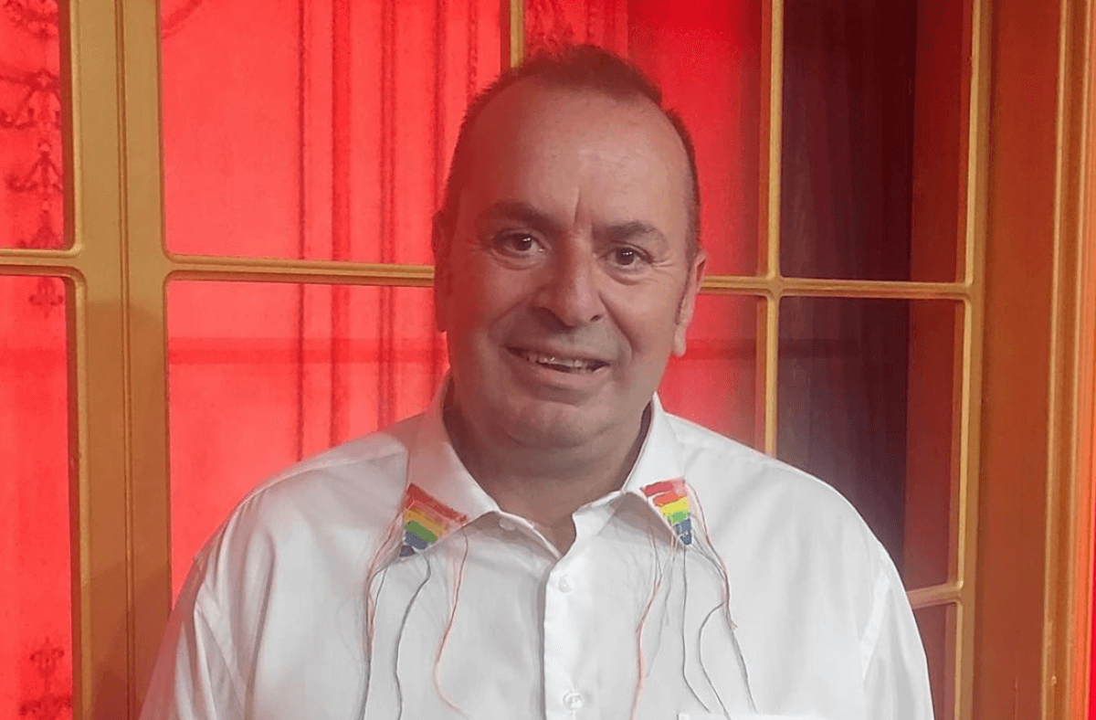 Fabio Canino, intervista: “Scandaloso che nessun vip difenda le famiglie arcobaleno. Terrorizzati dal governo Meloni”