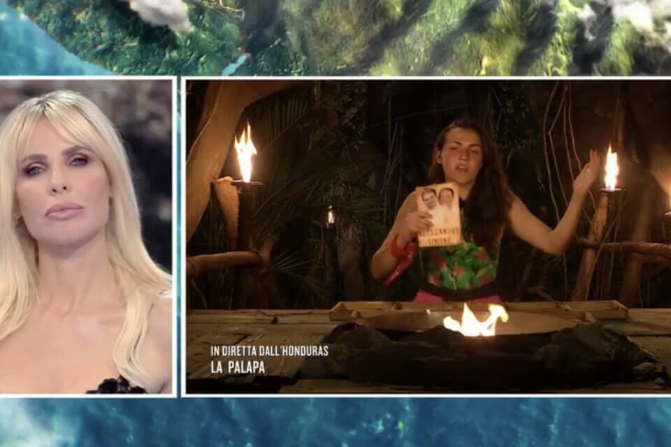 Isola dei Famosi 2023, il messaggio di Cristina Scuccia alle coppie LGBTQI+: “Non abbiate paura di amare”