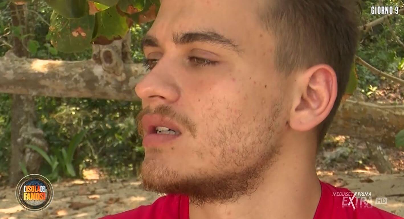 Isola dei Famosi 2023, prime tensioni tra Alessandro Cecchi Paone e Simone Antolini