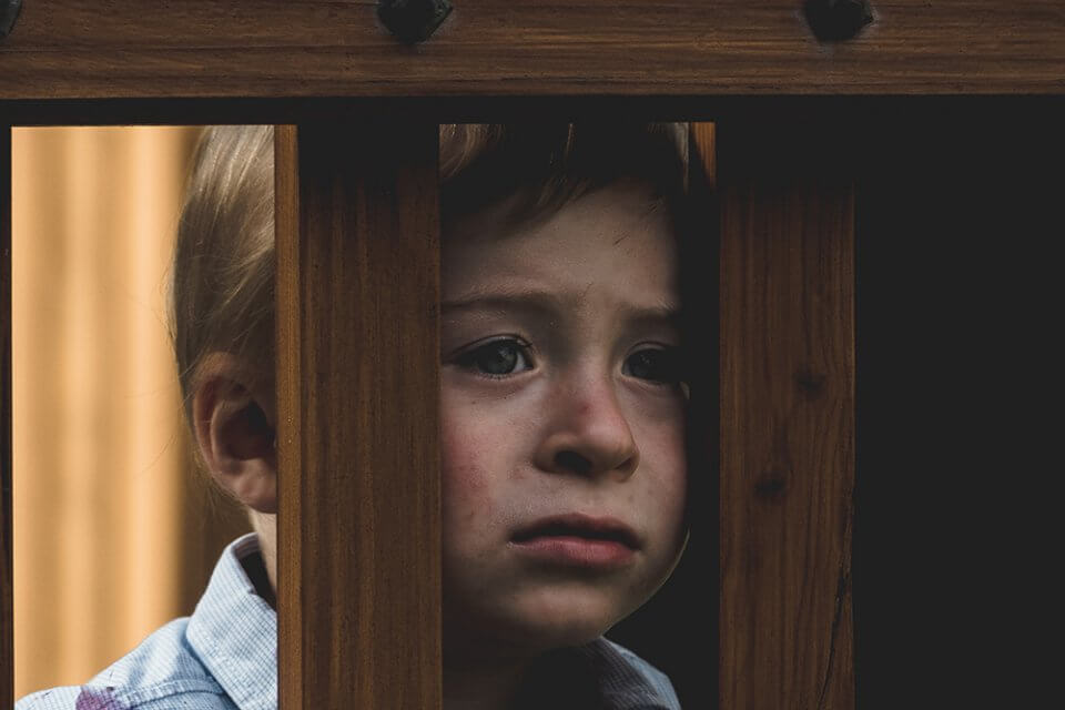 Belluno, la Procura vuole cancellare tutte le trascrizioni dei figli delle coppie omogenitoriali. Ufficiale il 1° annullamento