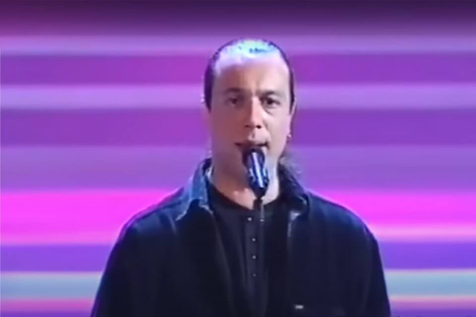 “Com’è falsa la morale, sono un diverso e questo ti fa male” addio Federico Salvatore – VIDEO