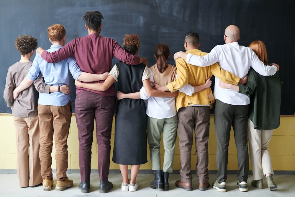 Leadership e identità LGBTI+ sul lavoro, le borse di studio