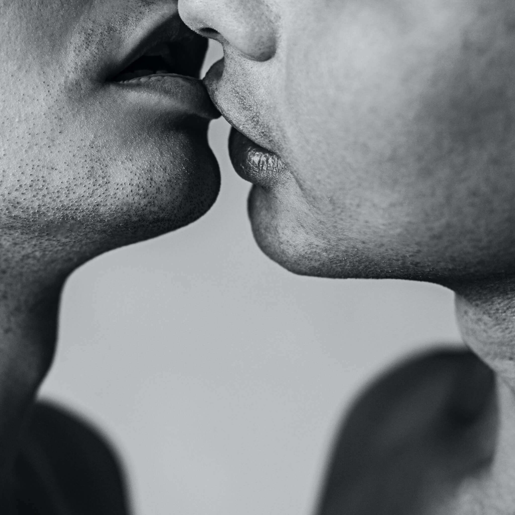 Attivo o passivo? Umano - sergey vinogradov 9oh0tzvUyKU unsplash - Gay.it