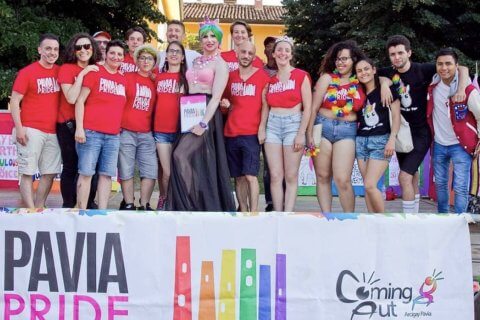 Pavia Pride 2023: “Sul nostro palco trovano spazio le grandi sfide e le ferite aperte della comunità” - IMG 2468 - Gay.it