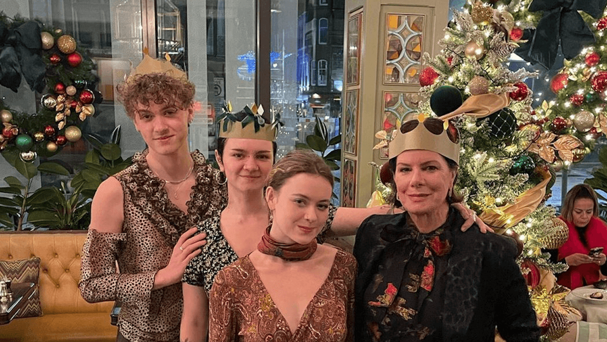 Marcia Gay Harden: “I miei 3 figli sono tutti queer”
