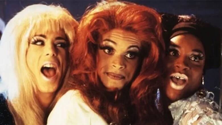 Pride Month, 10 classici tra cinema e tv per celebrare l'Orgoglio LGBTQIA+ - Stonewall di Nigel Finch - Gay.it