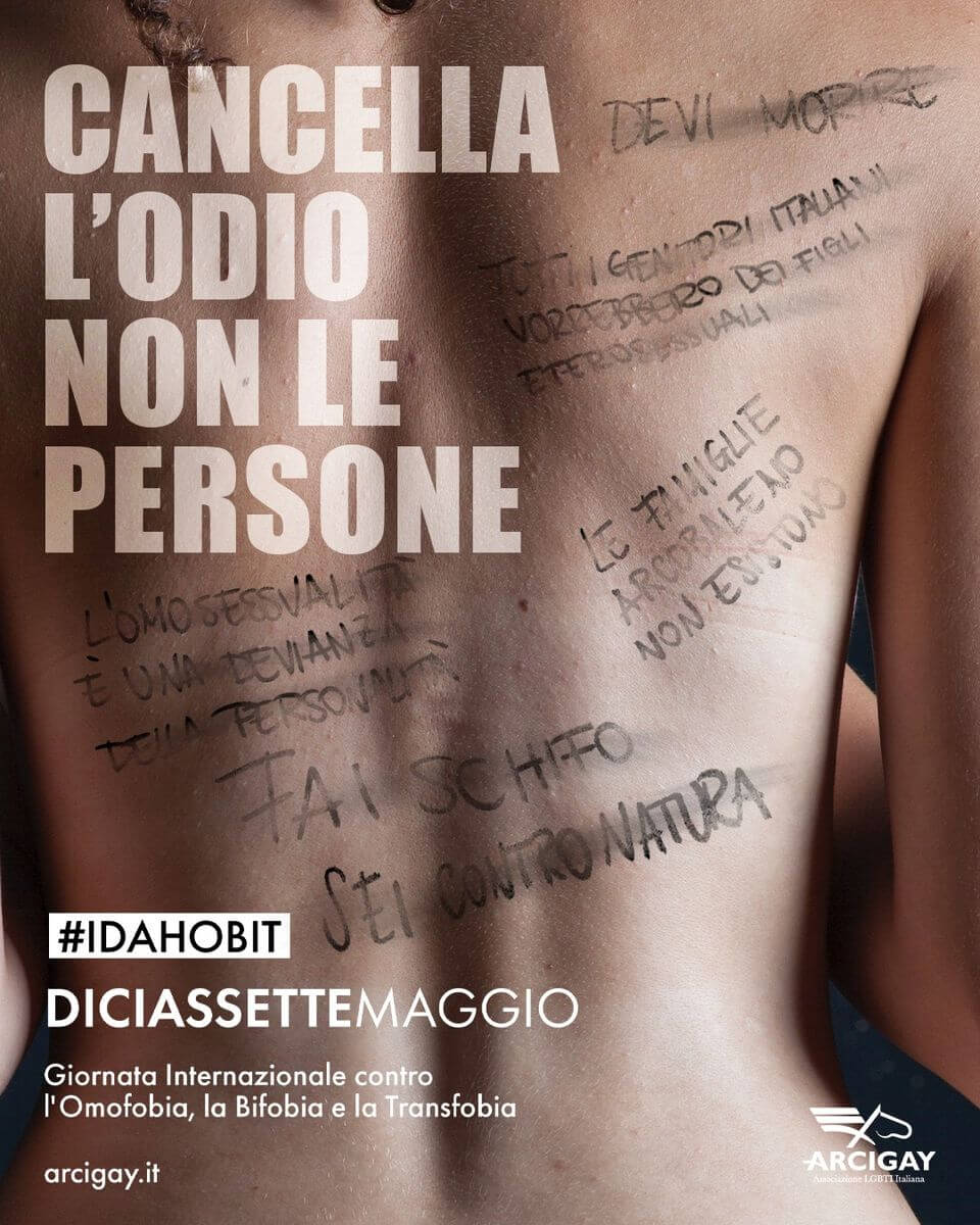 Omobitransfobia, la nuova campagna Arcigay: "Cancella l'odio, non le persone LGBTQIA+" - arcigay omofobia 4 - Gay.it