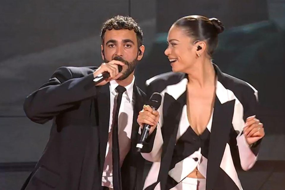 Che Tempo Che Fa, Marco Mengoni e Elodie conquistano il pubblico sulle note di “Pazza musica”