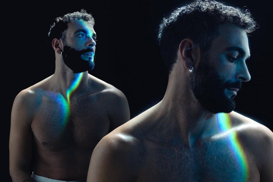 Marco Mengoni: “Nulla è assoluto, quello che noi crediamo definitivo…”