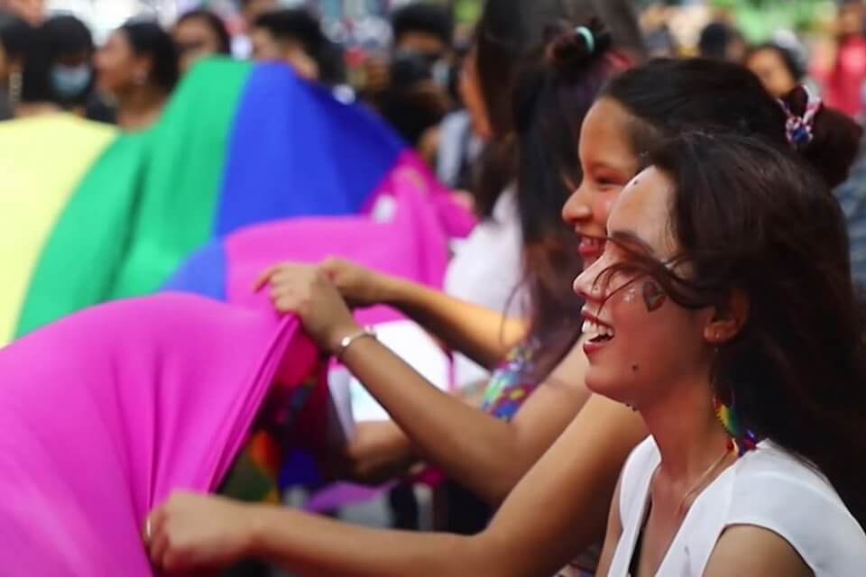 Nepal, due tribunali si rifiutano di registrare un matrimonio egualitario
